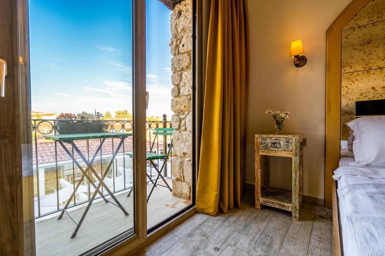 Hotel De Gold Alacati Чесме Екстериор снимка